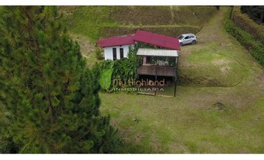 En Venta Casa Campestre San Vicente Lote de 2.700mts²