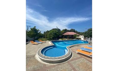 AMPLIA CABAÑA EN AEROMAR-060-