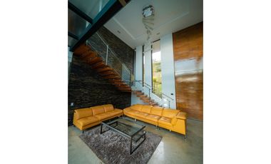 Casa en Venta en el Poblado