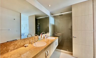 Penthouse en venta con piscina privada en Santa Marta