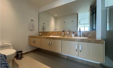 Penthouse en venta con piscina privada en Santa Marta