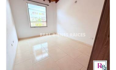 Arriendo hermoso apartamento 3 piso en unidad semicerrada
