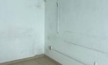 EDIFICIO COMERCIAL EN VENTA SOBRE VENUSTIANO CARRANZA EN LA COLONIA UNIVERSIDAD