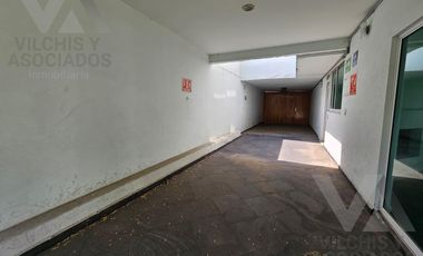 EDIFICIO COMERCIAL EN VENTA SOBRE VENUSTIANO CARRANZA EN LA COLONIA UNIVERSIDAD