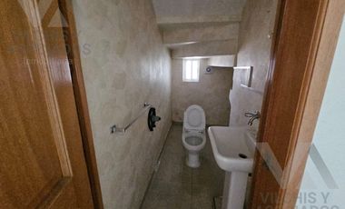 EDIFICIO COMERCIAL EN VENTA SOBRE VENUSTIANO CARRANZA EN LA COLONIA UNIVERSIDAD