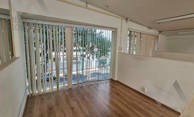 EDIFICIO COMERCIAL EN VENTA SOBRE VENUSTIANO CARRANZA EN LA COLONIA UNIVERSIDAD