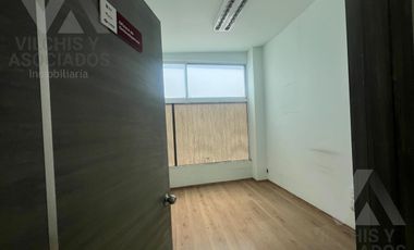 EDIFICIO COMERCIAL EN VENTA SOBRE VENUSTIANO CARRANZA EN LA COLONIA UNIVERSIDAD