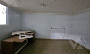 EDIFICIO COMERCIAL EN VENTA SOBRE VENUSTIANO CARRANZA EN LA COLONIA UNIVERSIDAD