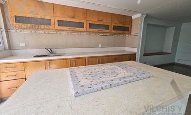 EDIFICIO COMERCIAL EN VENTA SOBRE VENUSTIANO CARRANZA EN LA COLONIA UNIVERSIDAD