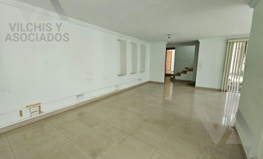 EDIFICIO COMERCIAL EN VENTA SOBRE VENUSTIANO CARRANZA EN LA COLONIA UNIVERSIDAD