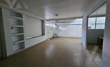 EDIFICIO COMERCIAL EN VENTA SOBRE VENUSTIANO CARRANZA EN LA COLONIA UNIVERSIDAD