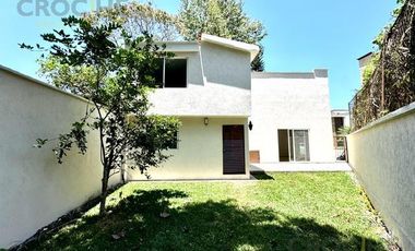 Casa en Magnolias con Jardín , Fraccionamiento, Coatepec Veracruz