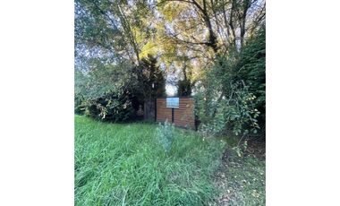 VENTA LOTE EN SIERRA DE LOS PADRES.CALLE ASFALTADA. CERCADO. 751 M2