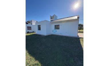VENTA – CASA A ESTRENAR EN PH – COLONIA CAROYA