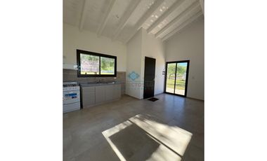 VENTA – CASA A ESTRENAR EN PH – COLONIA CAROYA