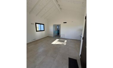 VENTA – CASA A ESTRENAR EN PH – COLONIA CAROYA