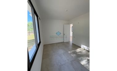 VENTA – CASA A ESTRENAR EN PH – COLONIA CAROYA