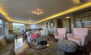 DEPARTAMENTO DE VENTA EN MIRAVALLE 4