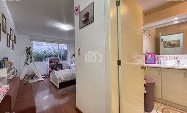 DEPARTAMENTO DE VENTA EN MIRAVALLE 4
