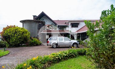 FINCA PRODUCTORA DE VENTA EN LA ISLA SANTA CRUZ, GALÁPAGOS