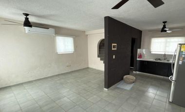 CASA EN RENTA EN RESIDENCIAL BAHÍA AZUL