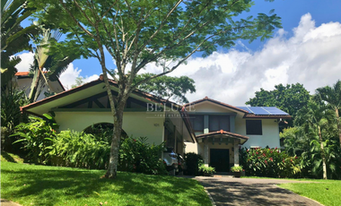 VENDO CASA UNIFAMILIAR EN CAMINO DE CRUCES (6)