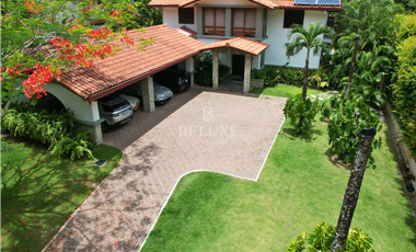 VENDO CASA UNIFAMILIAR EN CAMINO DE CRUCES (6)