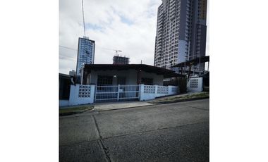 VENTA Y ALQUILER DE CASA EN LINDA VISTA - TUMBA MUERTO 200M2 JP