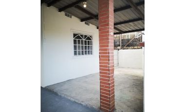 VENTA Y ALQUILER DE CASA EN LINDA VISTA - TUMBA MUERTO 200M2 JP