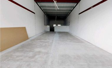 ALQUILER LOCAL 2 NIVELES ENTRADA ALTOS DEL GOLF SAN FRANCISCO