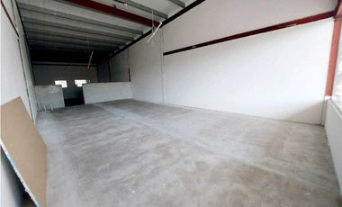 ALQUILER LOCAL 2 NIVELES ENTRADA ALTOS DEL GOLF SAN FRANCISCO