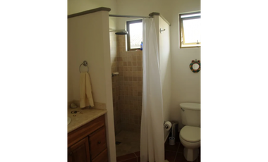 BUENAVENTURA / PH LOS PORTALES / 1251M / PISCINA / FRENTE AL LAGO