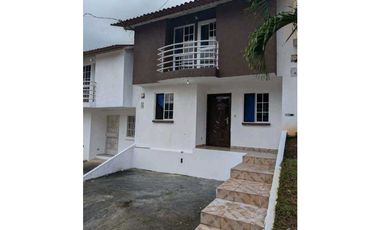 ALQUILER CASA PH VILLAS DEL NARANJAL
