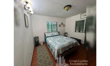 CASA ALQUILER , VOLCAN 6 AGOSTO