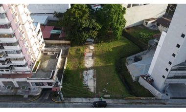 SE ALQUILA TERRENO A PASOS DE VIA ESPAÑA 1,500M2