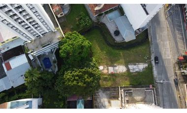 SE VENDE TERRENO 1,500M2  A SOLO PASOS DE VIA ESPAÑA