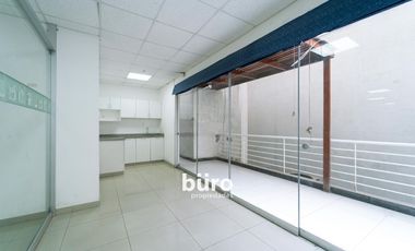 LOCAL COMERCIAL EN VENTA DE 800M2 FRENTE A LA EMBAJADA DE USA