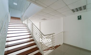 LOCAL COMERCIAL EN VENTA DE 800M2 FRENTE A LA EMBAJADA DE USA