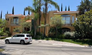 Casa en Renta en Puerta de Hierro Zapopan