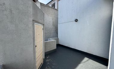 Casa PH en alquiler en Villa Dominico