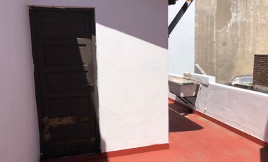 Casa PH en alquiler en Villa Dominico