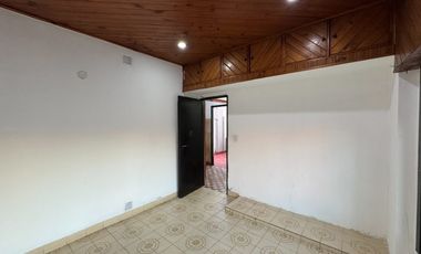 Casa PH en alquiler en Villa Dominico