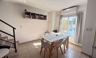 Casa PH en venta en Morris