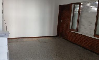 Casa en alquiler en Lanus Este