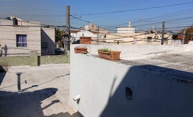 Casa en alquiler en Lanus Este