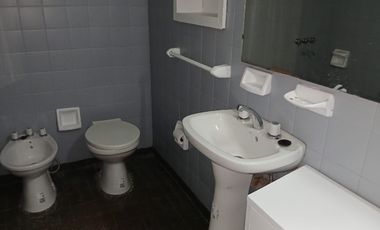 Casa en alquiler en Lanus Este