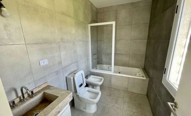 Casa en Pozo 3 Habitaciones. B° Privado Rivadavia