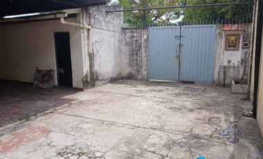 Casa en venta en Ezpeleta Este
