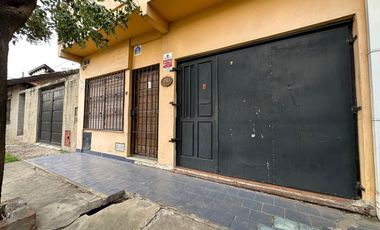 VENTA PH 3 AMB C/GGE. Y TERRAZA - QUILMES OESTE