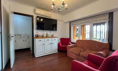 Venta PH independiente balcon parrilla y garage